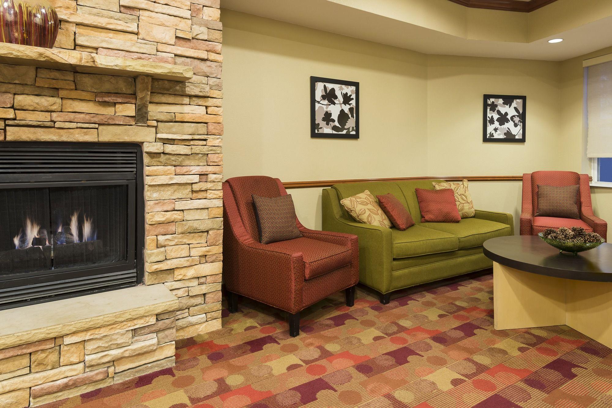 Towneplace Suites By Marriott Springfield Exterior photo